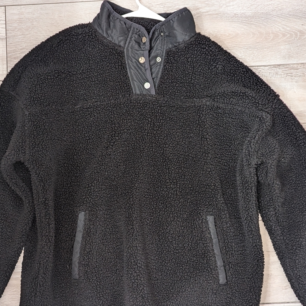 fleece pullover - Picture 2 of 3